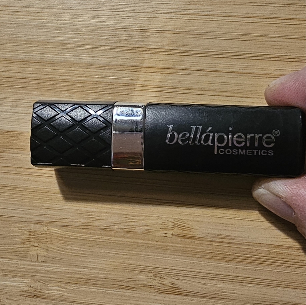 Bellá pierra lip stick